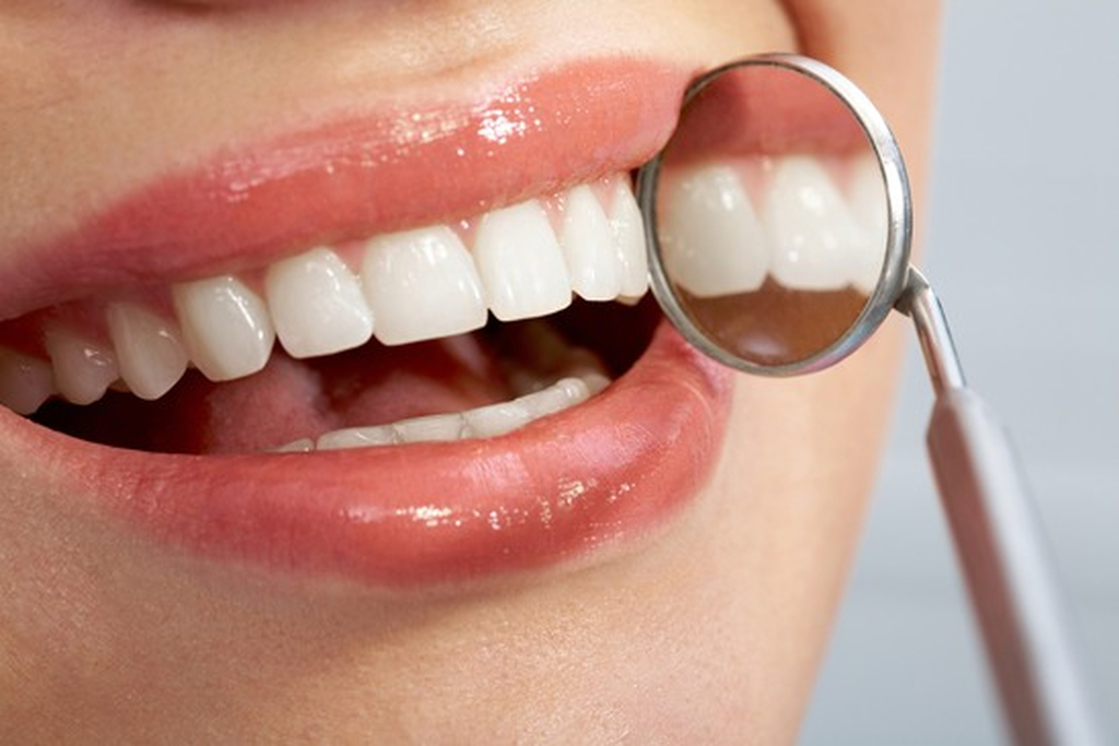 teeth-whitening-1.jpg